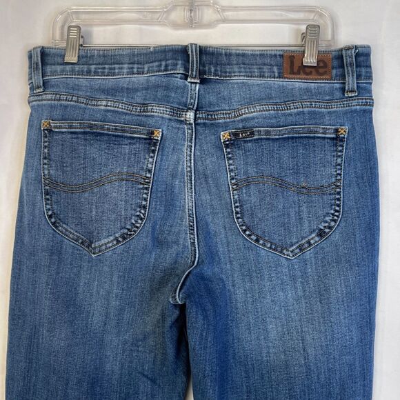 LEE Regular Fit Mid Rise Straight Leg Denim Jeans Flex Motion Size 14M Casual - Picture 4 of 9
